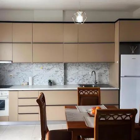 Liqeni I Thate Apartment Tirana