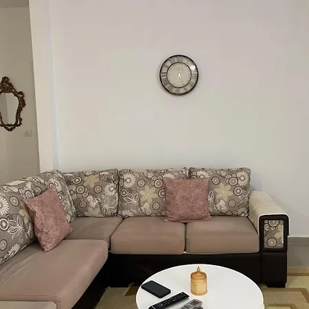 Apartment Liqeni Stay Near Zoo & Lake *