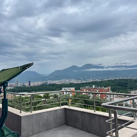 Liqeni Stay Near Zoo & Lake * Tirana